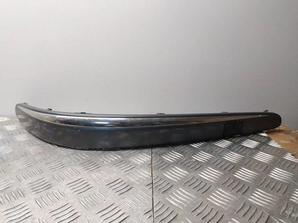 Listwa zderzaka przedniego – Mercedes-Benz Klasa E W211 (2002-2009)