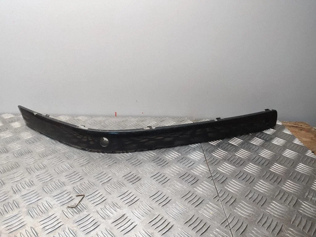 Listwa zderzaka przedniego – BMW Seria 7 E65 E66 (2001-2008)