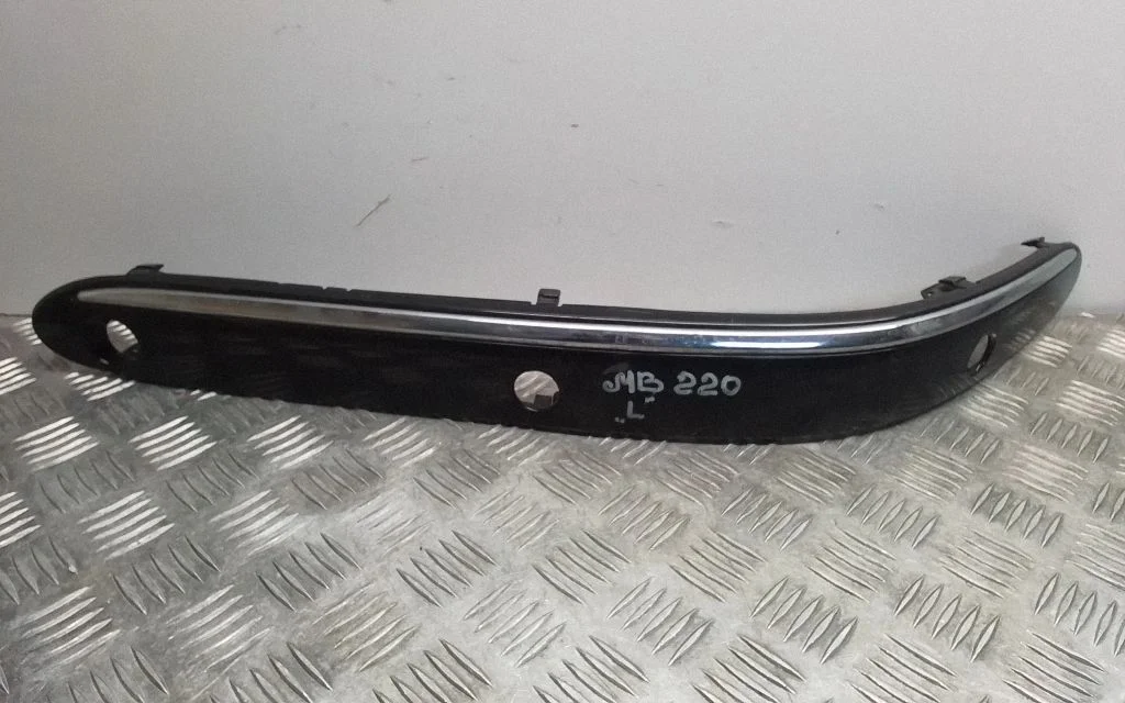 Listwa zderzaka przedniego – Mercedes-Benz Klasa S W222 (2013-)