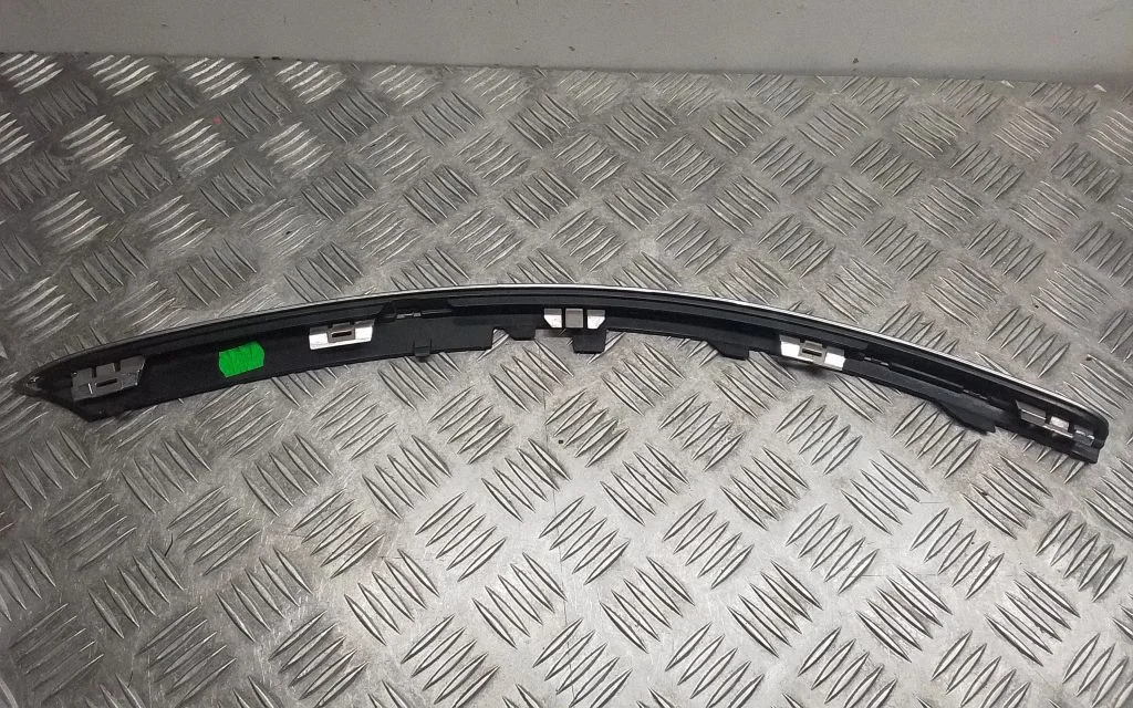 Listwa zderzaka przedniego – Audi A6 Allroad C6 (2006-2011)