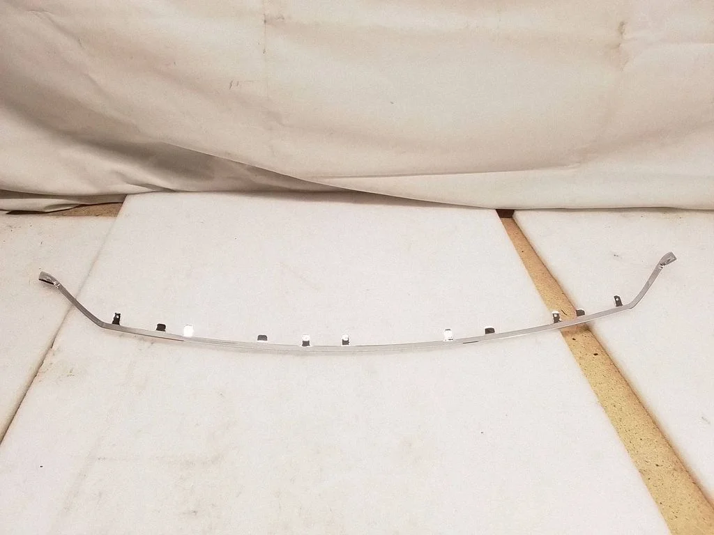 Listwa zderzaka przedniego – Lexus GS 300 350 430 450H (2005-2012)