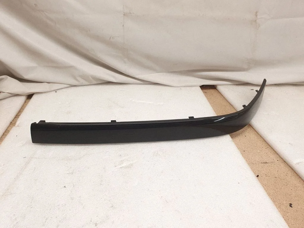 Listwa zderzaka przedniego – BMW Seria 7 E65 E66 (2001-2008)