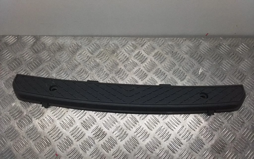 Listwa zderzaka przedniego – Mercedes-Benz Sprinter W906 (2006-2018)