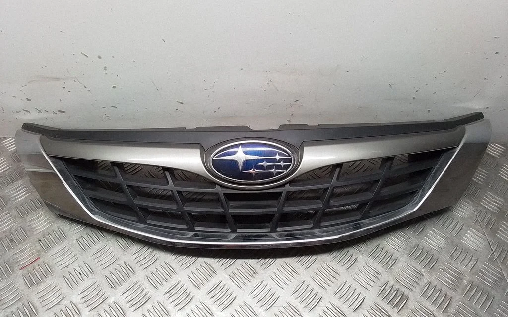 Front bumper upper radiator grill – Subaru Impreza III (2008-2011)