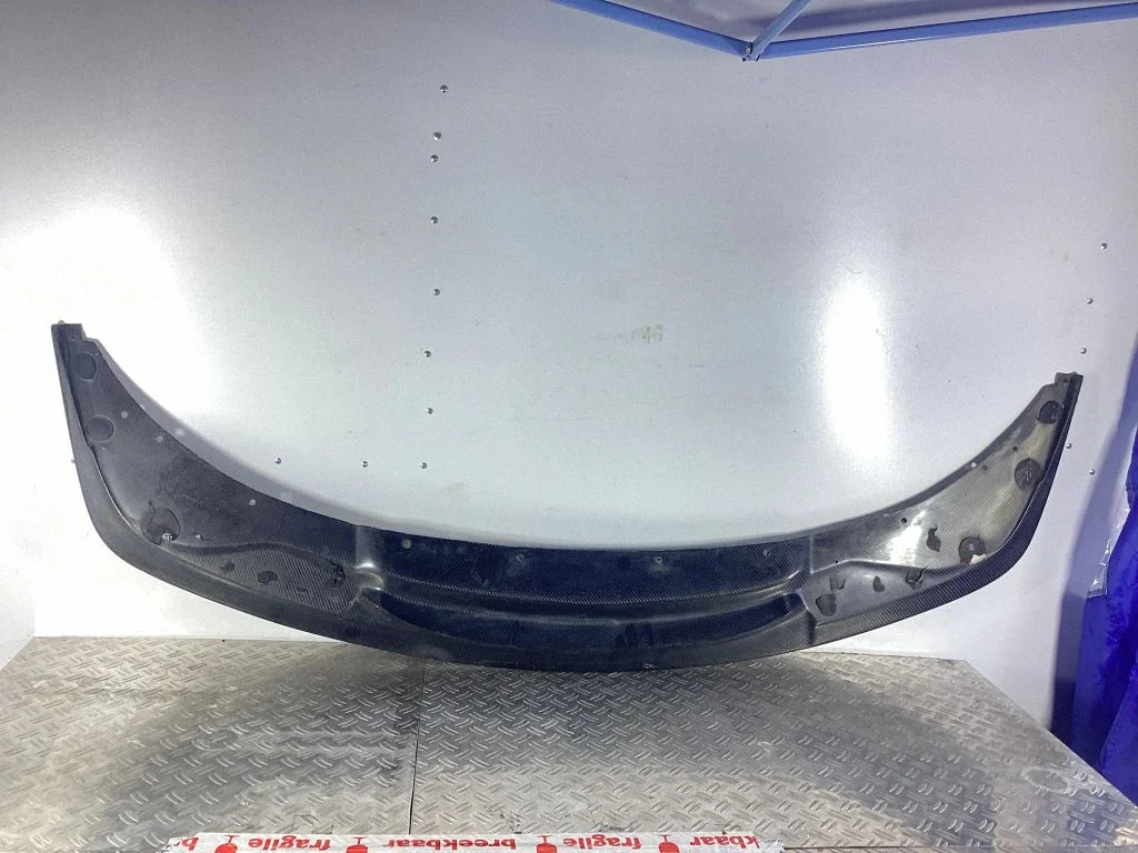 Esistange alumine osa (huul) – BMW X6 F16 (2014-2017)