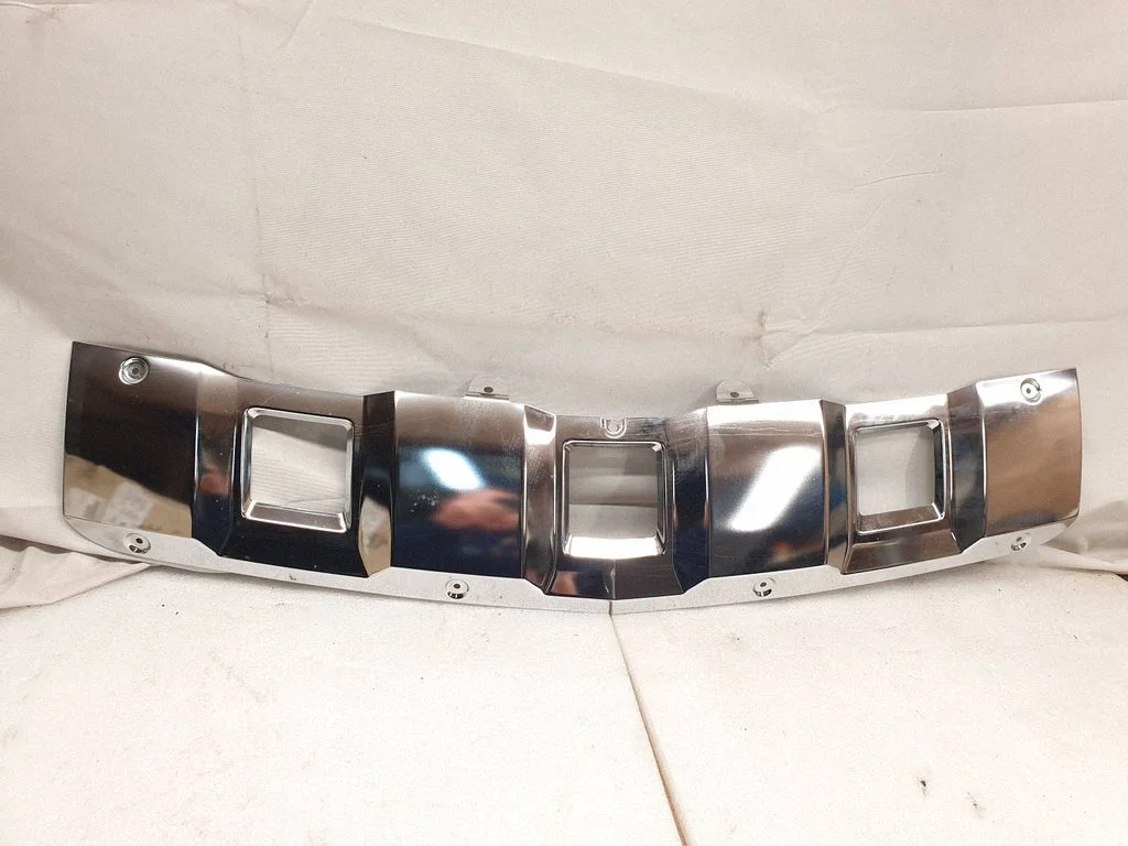 Esistange alumine osa (huul) – Mercedes-Benz GLK-klass (X204) (2008-2016)