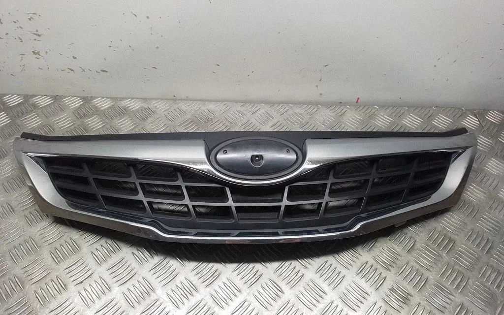 Front bumper upper radiator grill – Subaru Impreza III (2008-2011)
