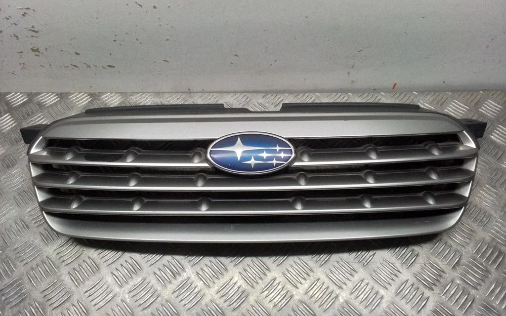 Front bumper upper radiator grill 91121AG160 – Subaru Outback (2007-2009)