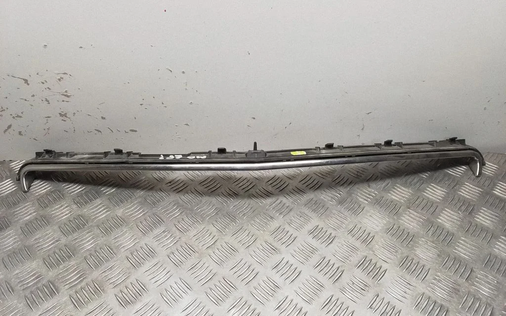 Atrapa górna (grill) – Mercedes-Benz Klasa E C207 W207 (2009-2017)