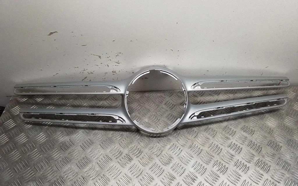 Front bumper upper radiator grill – Mercedes-Benz GLC-Class C253 (2016-)