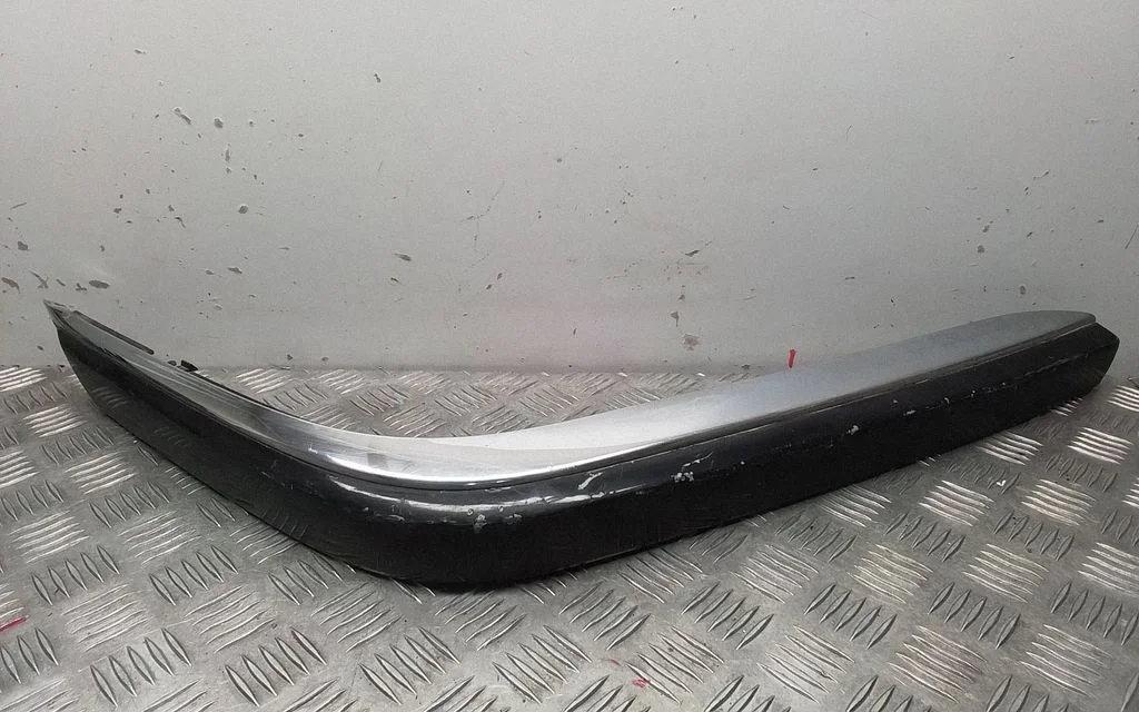 Front bumper splitter molding – BMW 7 Series E38 (1993-2001)