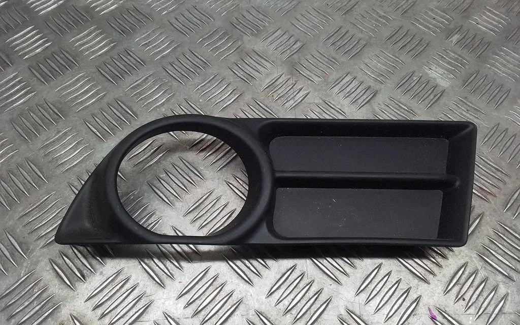 Front fog light trim/grill 521280F020