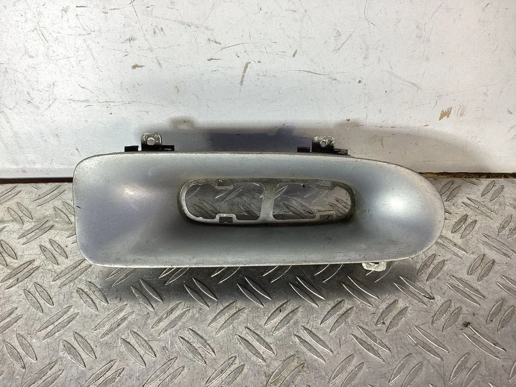 Front fog light trim/grill GA7B50C11