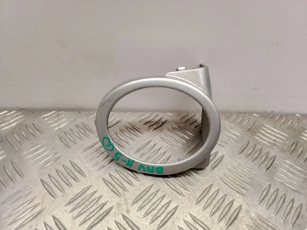 Kratka / ramka halogenu – BMW Seria 3 E46 (1998-2005)