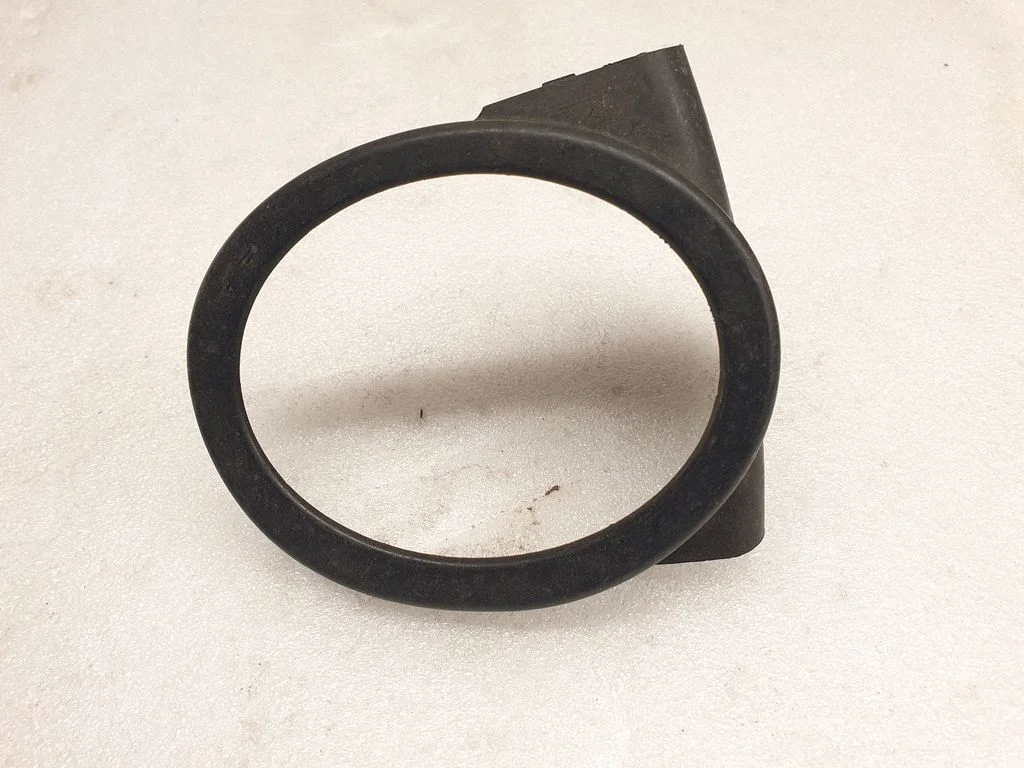 Kratka / ramka halogenu – BMW Seria 5 E39 (1996-2003)