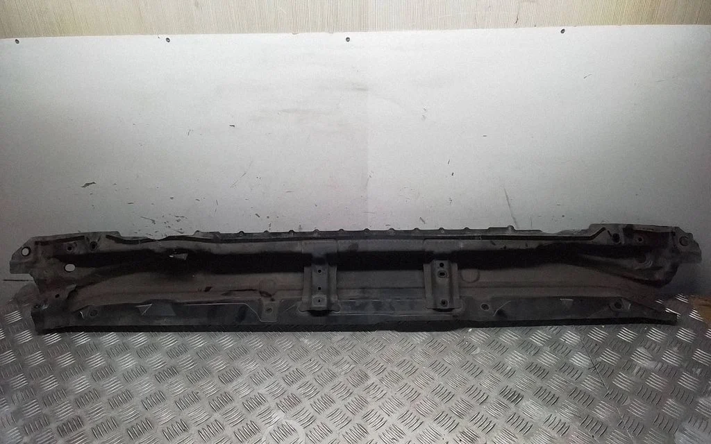 Wiper trim – Toyota RAV 4 (XA50) (2018-)