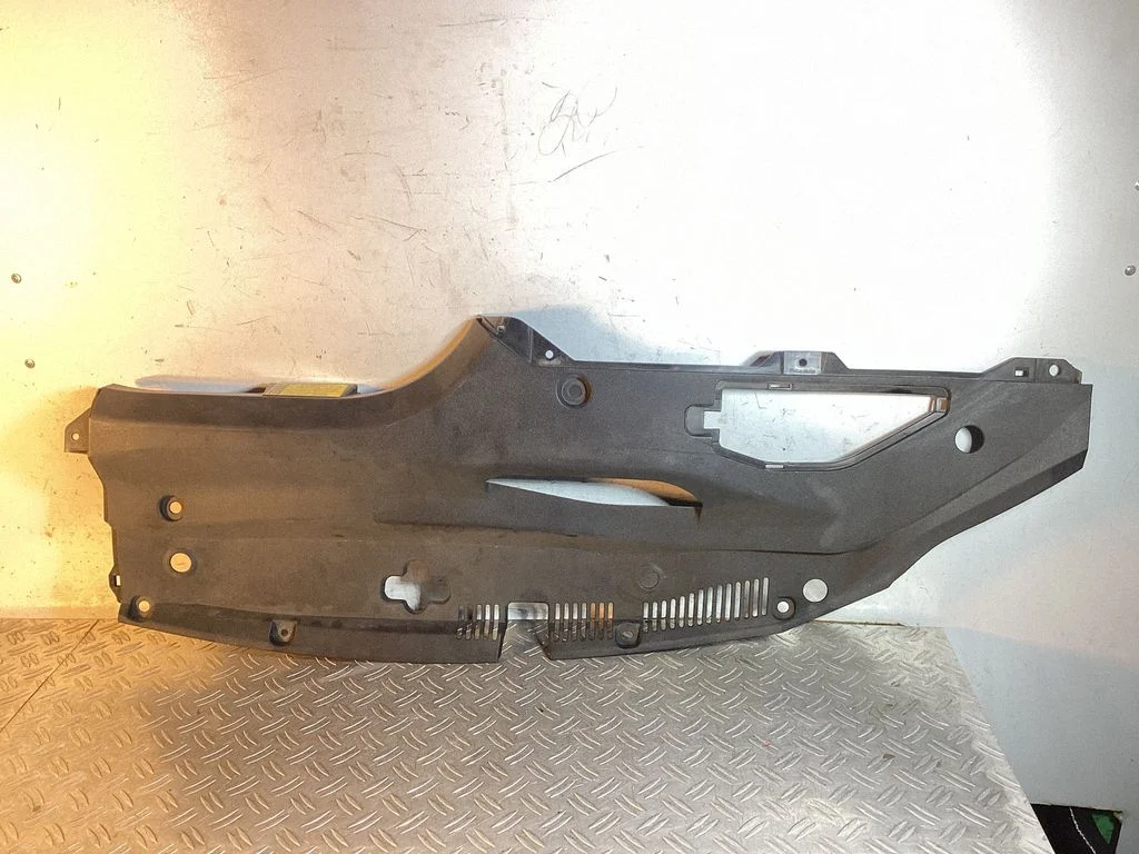 Wiper trim 5329548042