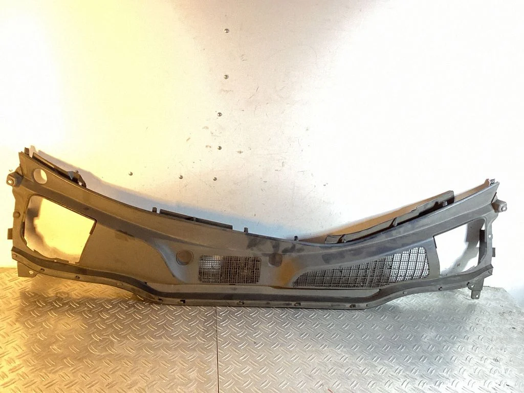 Wiper trim 5570848091