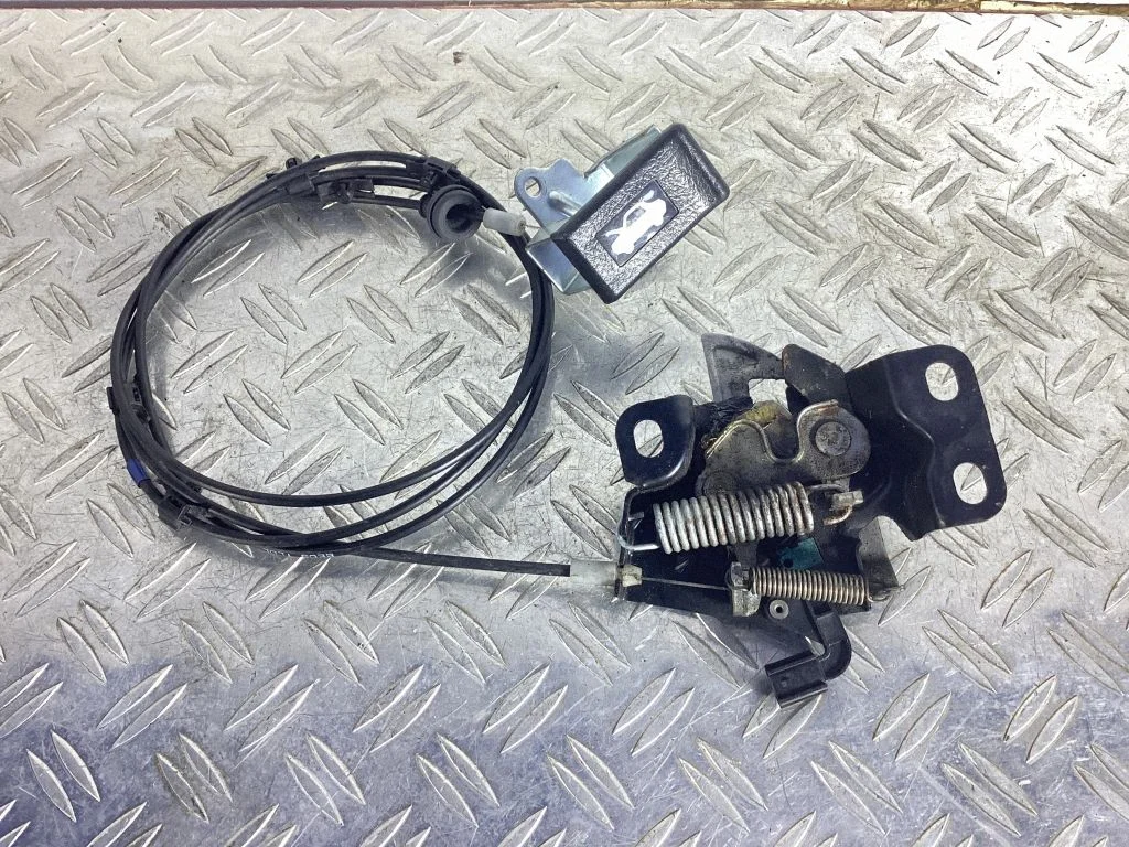 Zamek maski – Honda Accord (2008-2016)