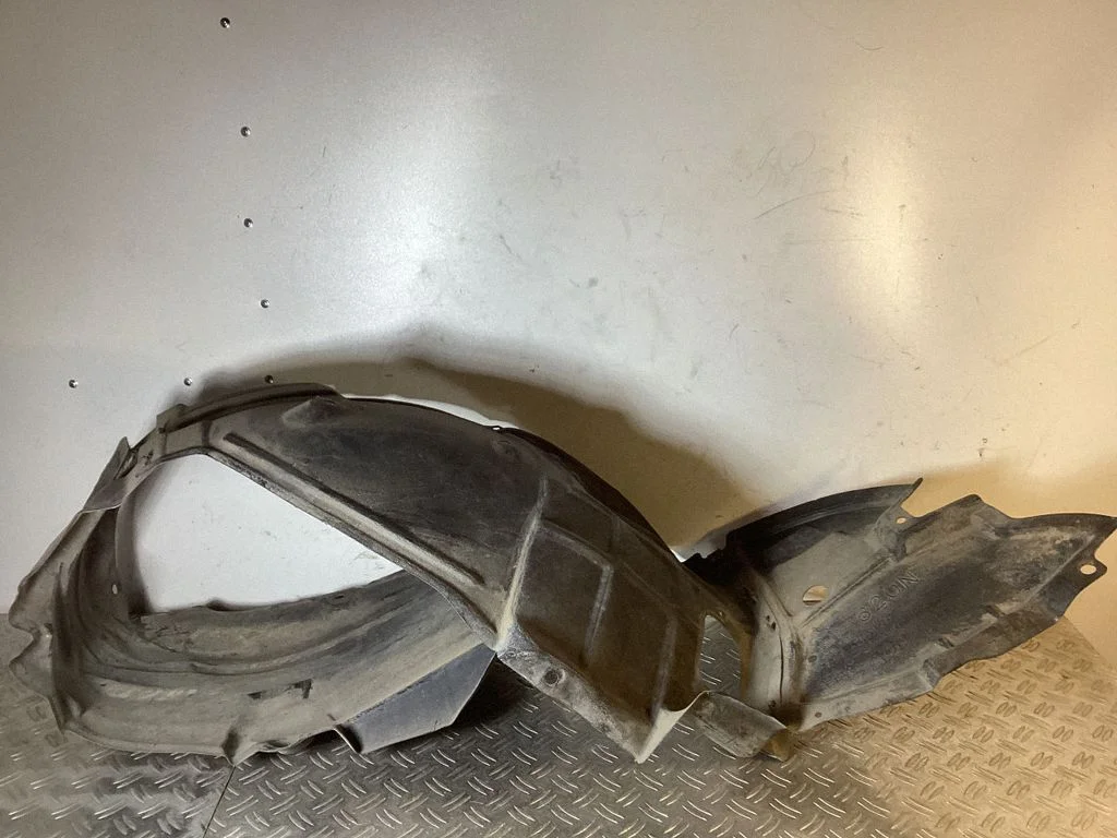 Nadkole przednie – Lexus GS 300 350 430 450H (2005-2012)