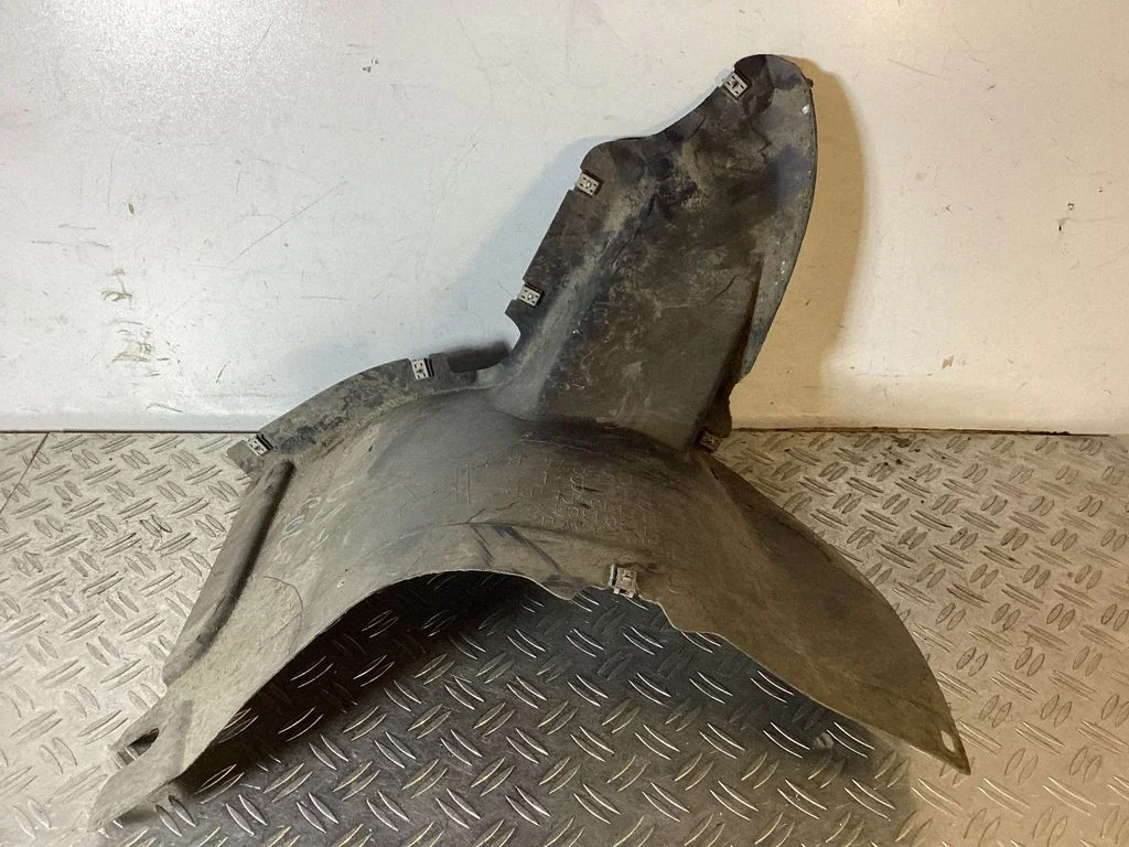 Nadkole przednie – Volkswagen Golf Plus (2005-2013)