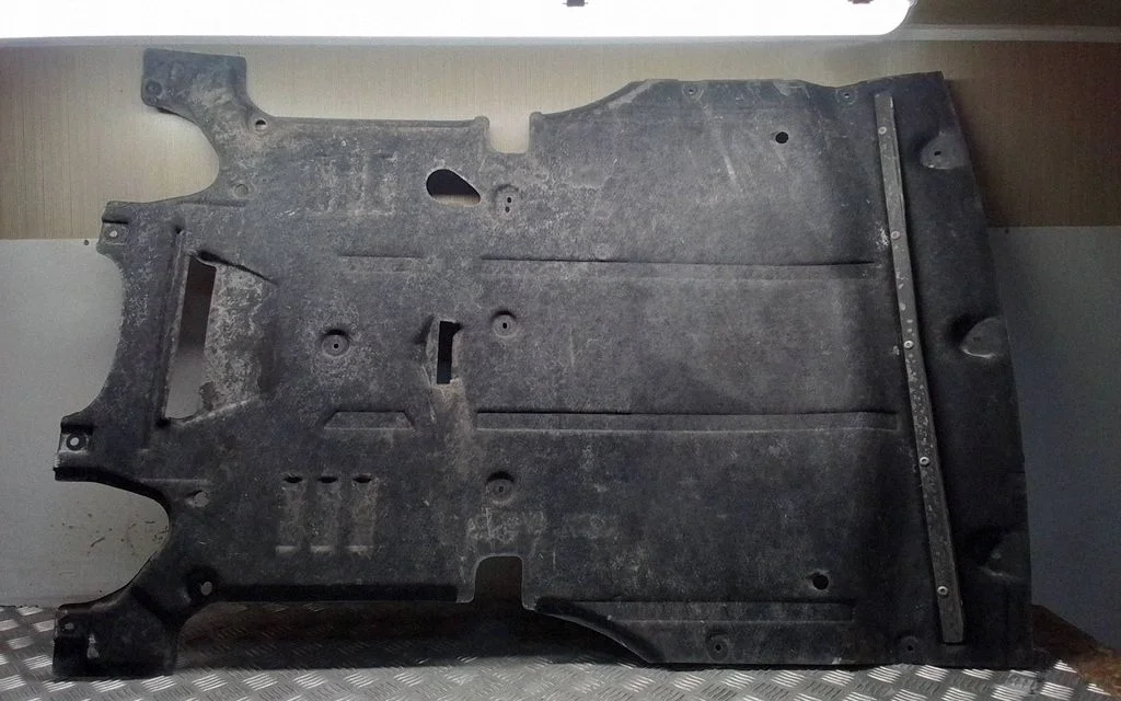 Engine splash shield/under tray – Porsche Macan (95B) (2019-)