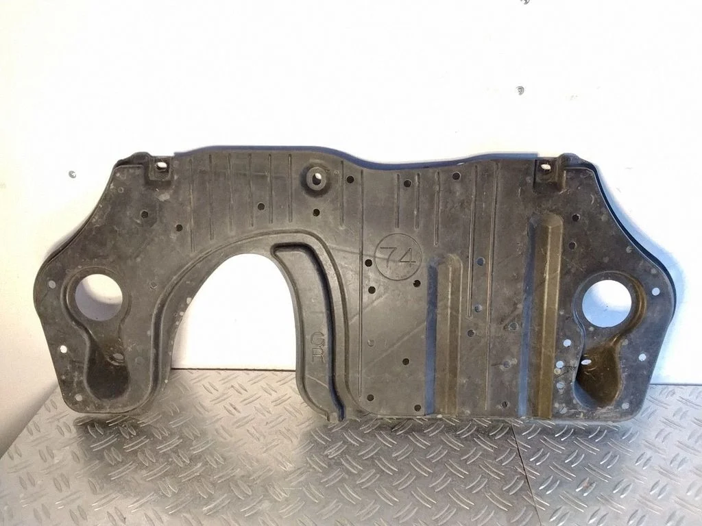 Engine splash shield/under tray – Lexus RX 450H (2016-)