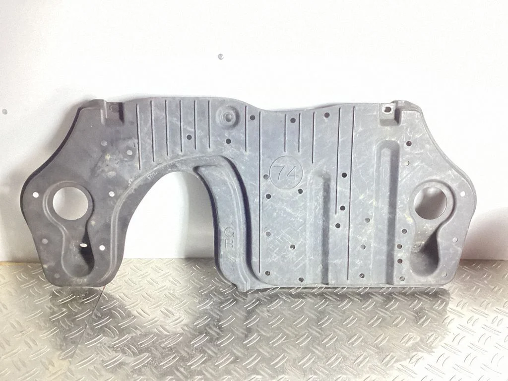 Engine splash shield/under tray – Lexus RX 450H (2016-)