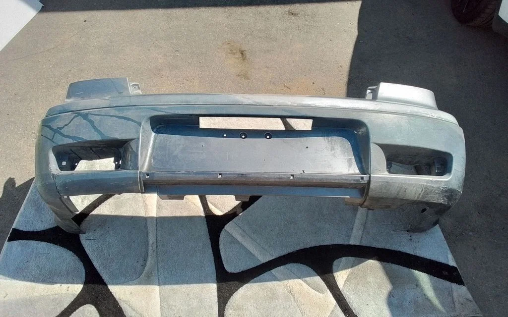 Rear bumper – Mitsubishi Outlander (2001-2007)