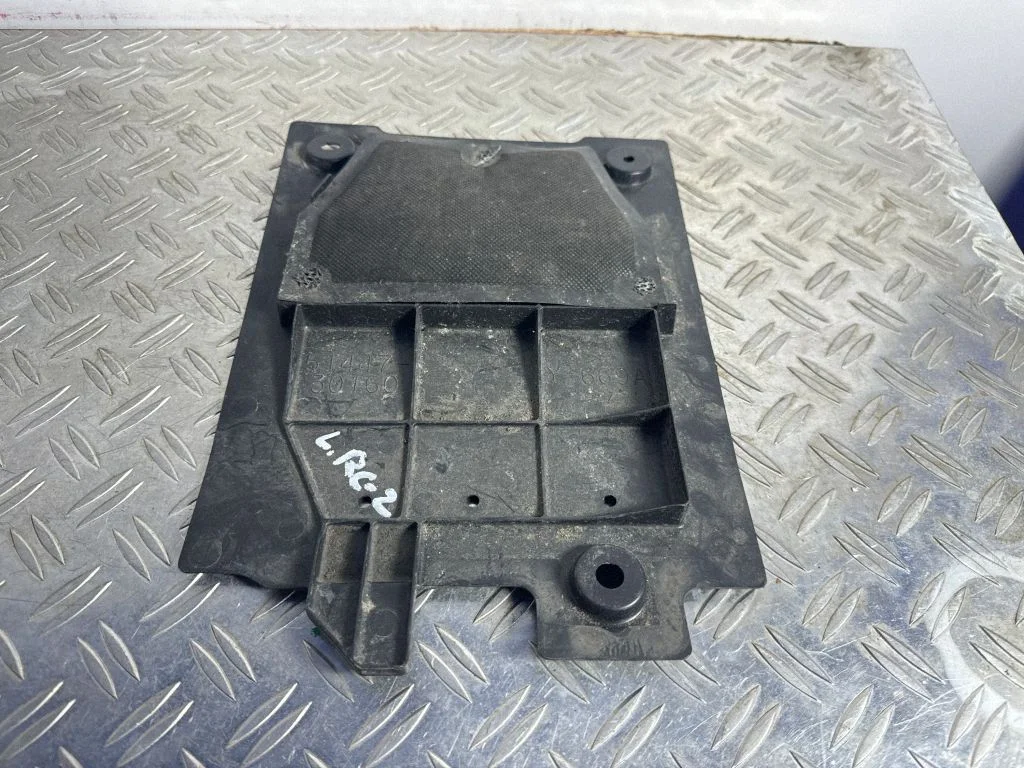 Osłona silnika (pod silnik) 5144730160