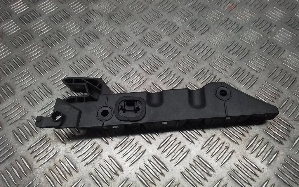 Aizmugurējā bufera turētājs 99150563601