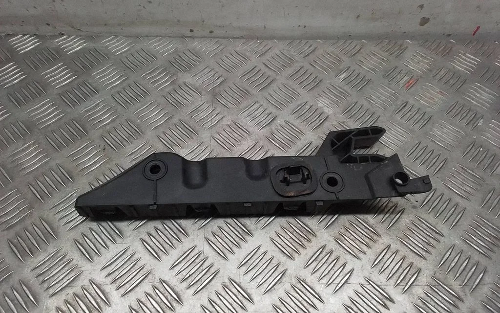 Aizmugurējā bufera turētājs 99150563501