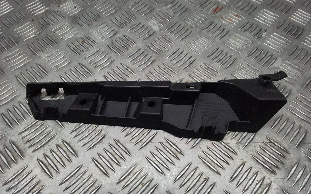 Aizmugurējā bufera turētājs 99150563603
