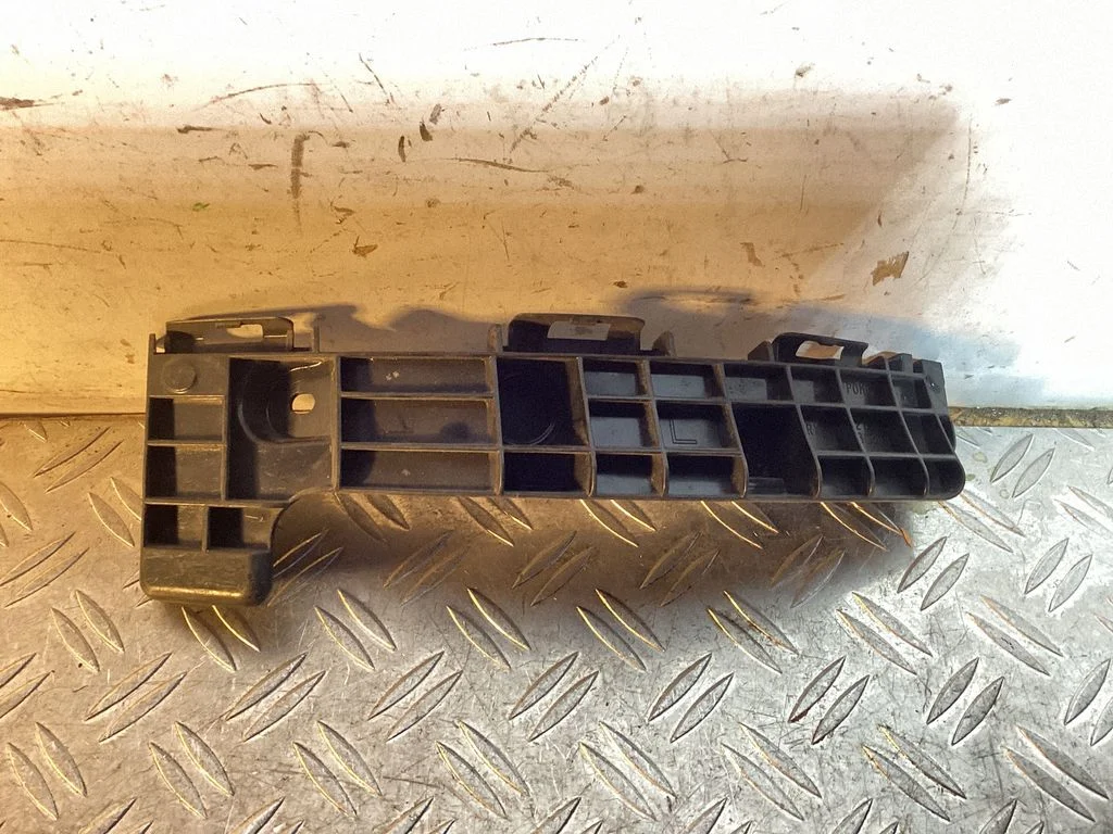 Rear bumper mounting bracket 5215648030