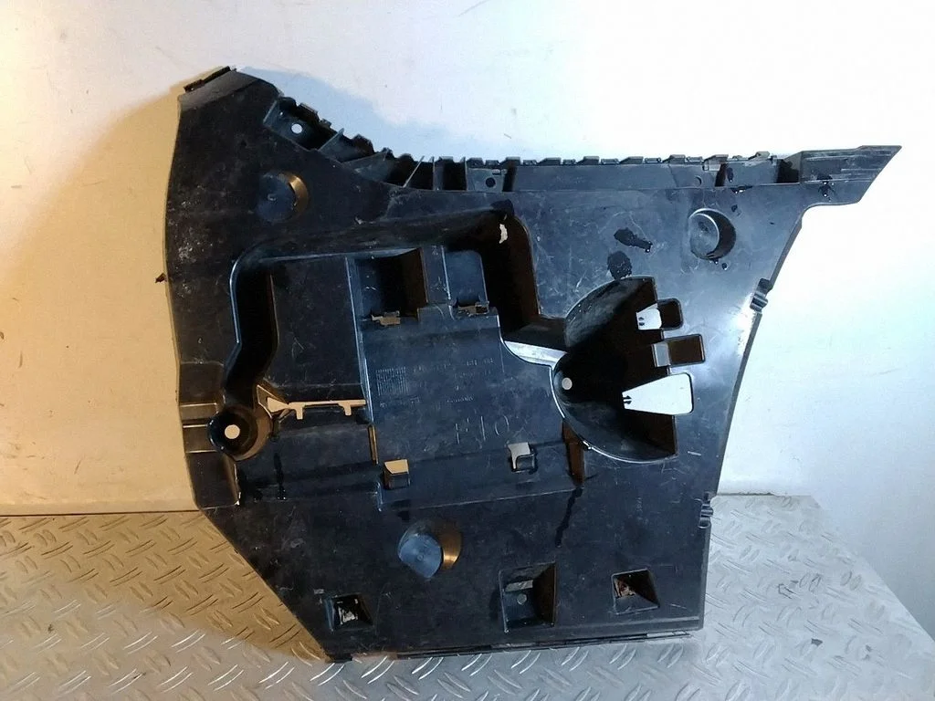 Rear bumper mounting bracket 51127184768