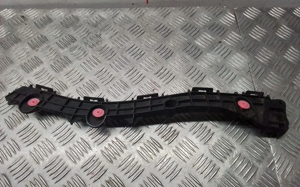 Rear bumper mounting bracket 5257548050