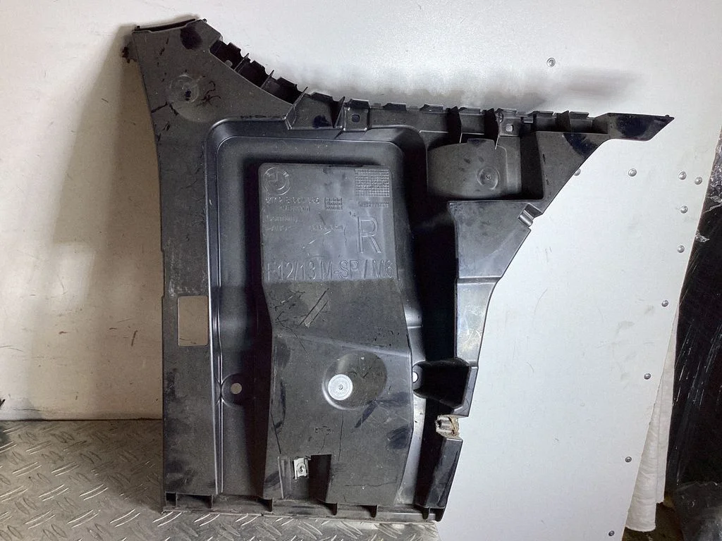 Rear bumper mounting bracket 51128050385