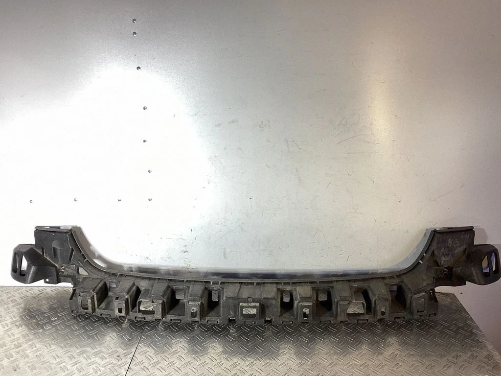 Rear bumper mounting bracket A1648850065