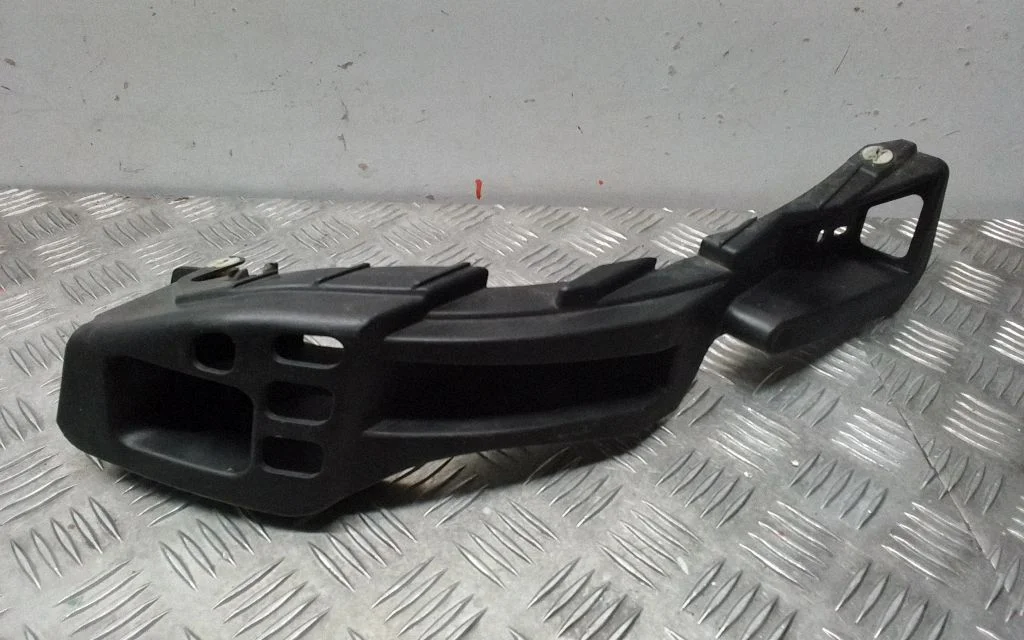 Tagumise kaitseraua kinnitusklamber – Porsche Cayenne (92A) (2010-2017)