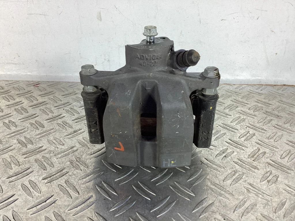 Rear brake caliper – Lexus RX III (2008-2015)