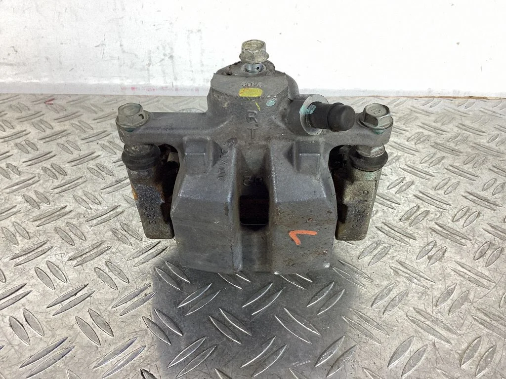 Rear brake caliper – Lexus RX III (2008-2015)