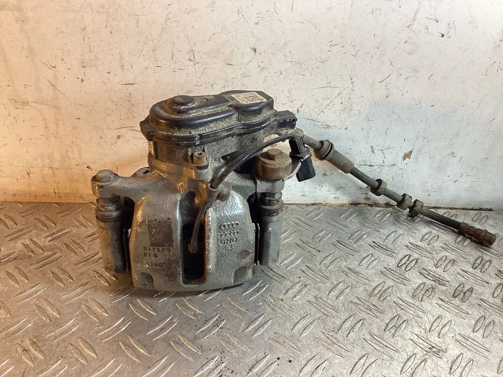 Rear brake caliper – Porsche Macan (95B) (2019-)