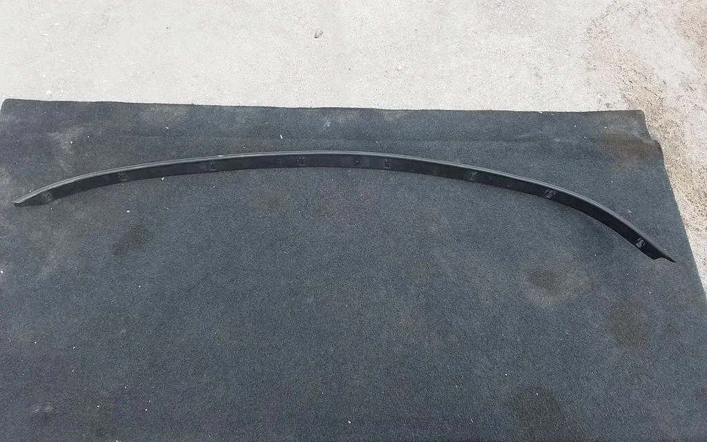 Loading door rubber seal (on body) – Porsche 911 991 (2011-2019)