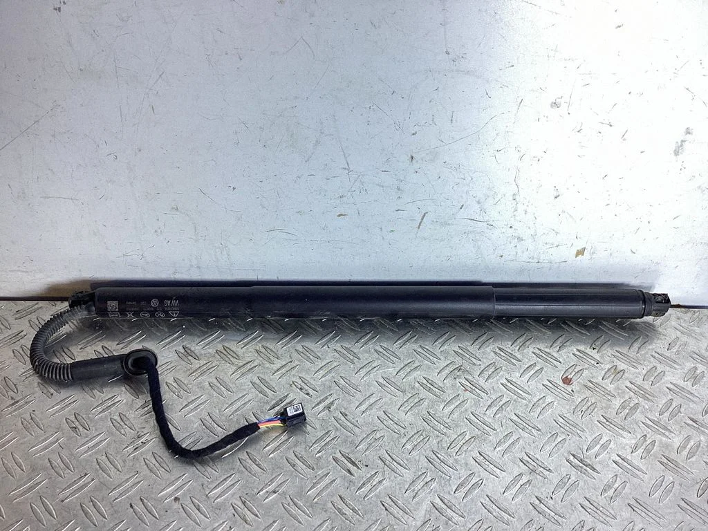 Tailgate/trunk strut/damper 5NA827851E