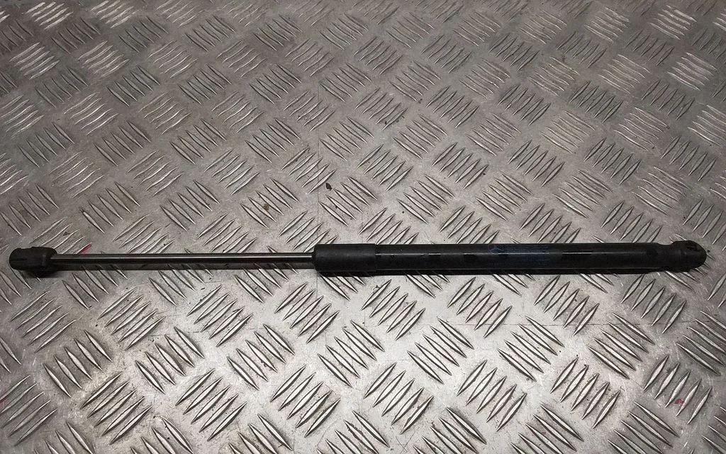 Tailgate/trunk strut/damper – Mercedes-Benz E-Class W212 (2009-2016)