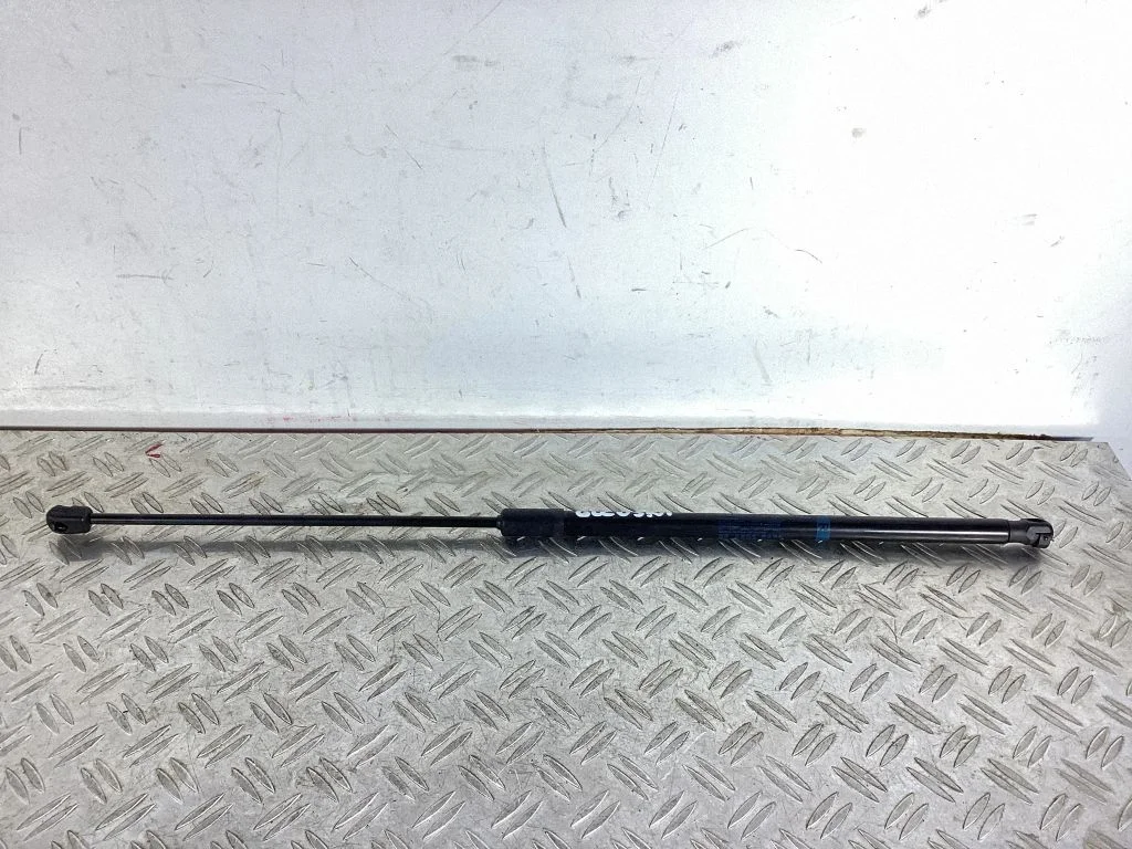Tailgate/trunk strut/damper – Mercedes-Benz GLC-Class C253 (2016-)