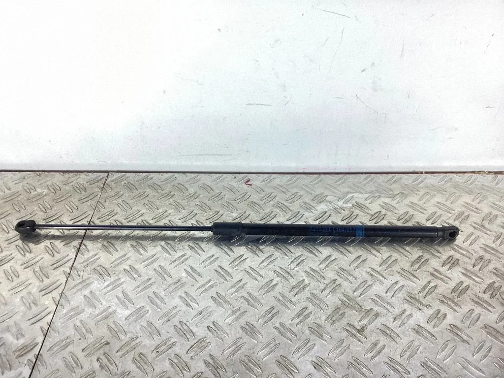 Tailgate/trunk strut/damper – Mercedes-Benz GLC-Class C253 (2016-)