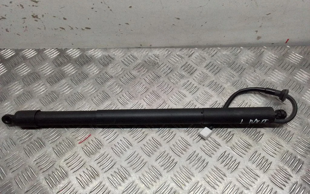 Tailgate/trunk strut/damper – Lexus NX (2021-)