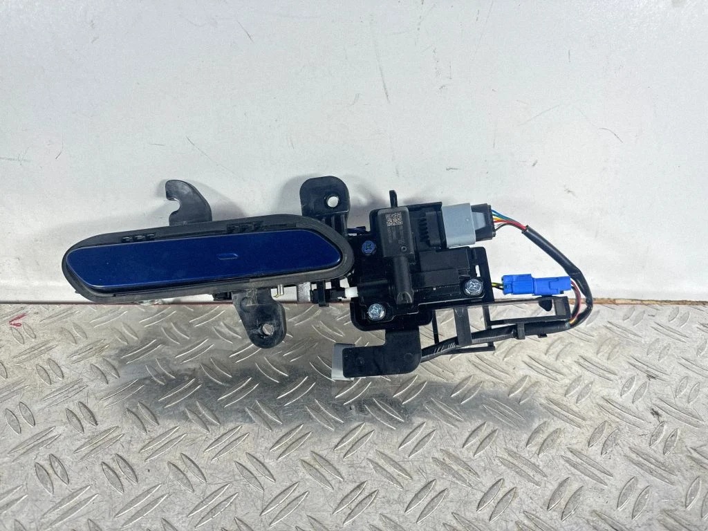 Esiukse välimine käepide ZX928002