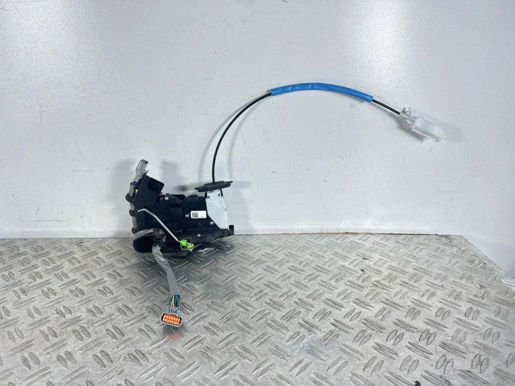 Esiukse lukk – KIA EV6 (2021-)